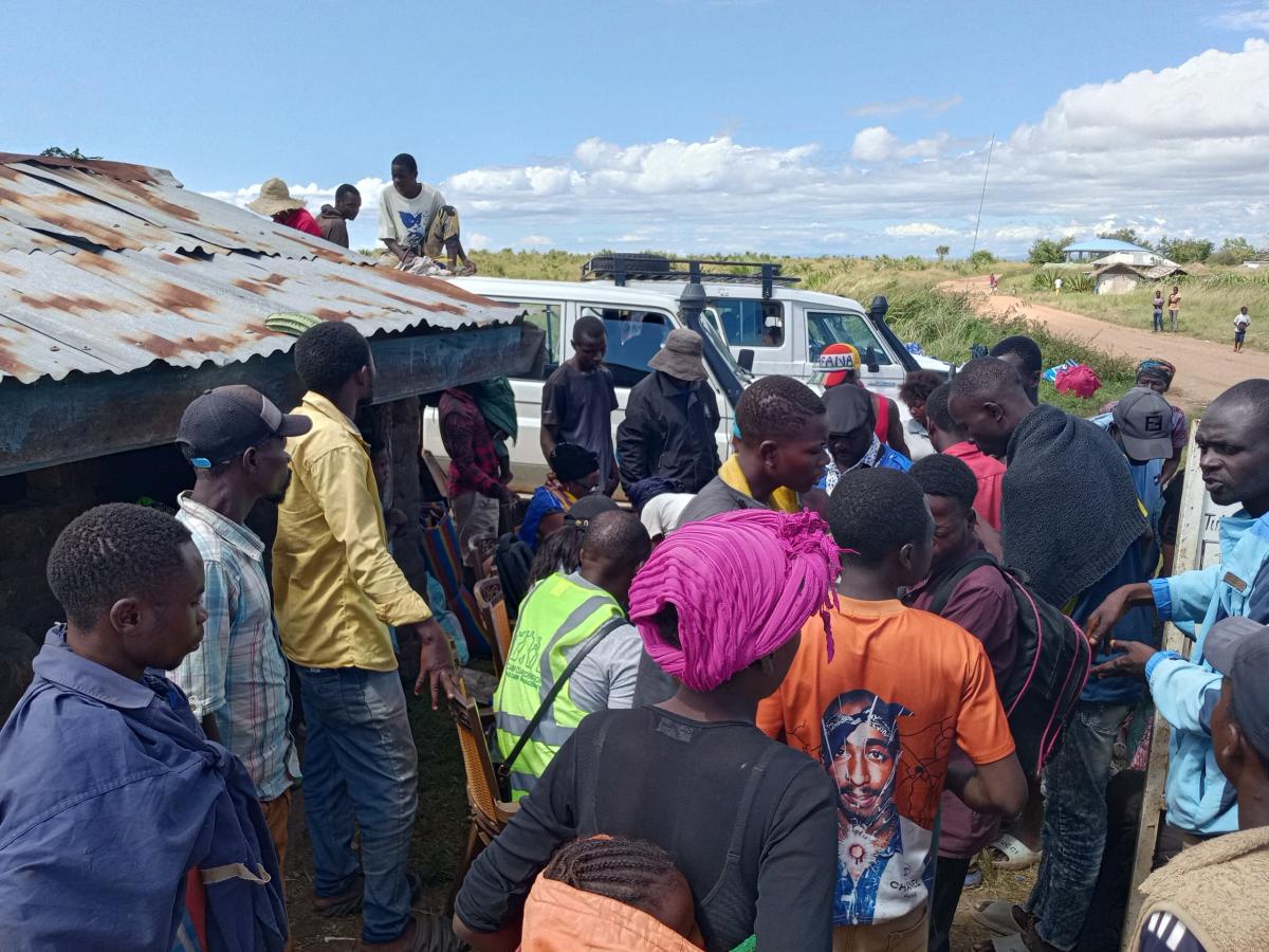 Relocalisation des déplacés : lancement du convoi de Kabinda Ngoy Lukwangulo vers Elya